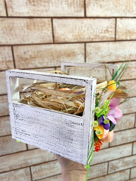 Ящик "В гнезде" для продуктов пасхального стола